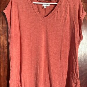 Jessica Simpson Coral V-Neck Short Sleeve Tee